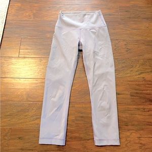 Lululemon wonder under Capri